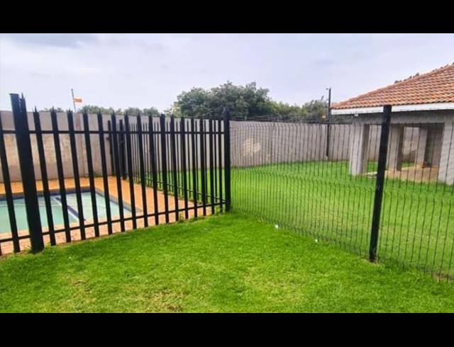 1 BEDROOM APARTMENT FOR SALE IN BRENTHURST